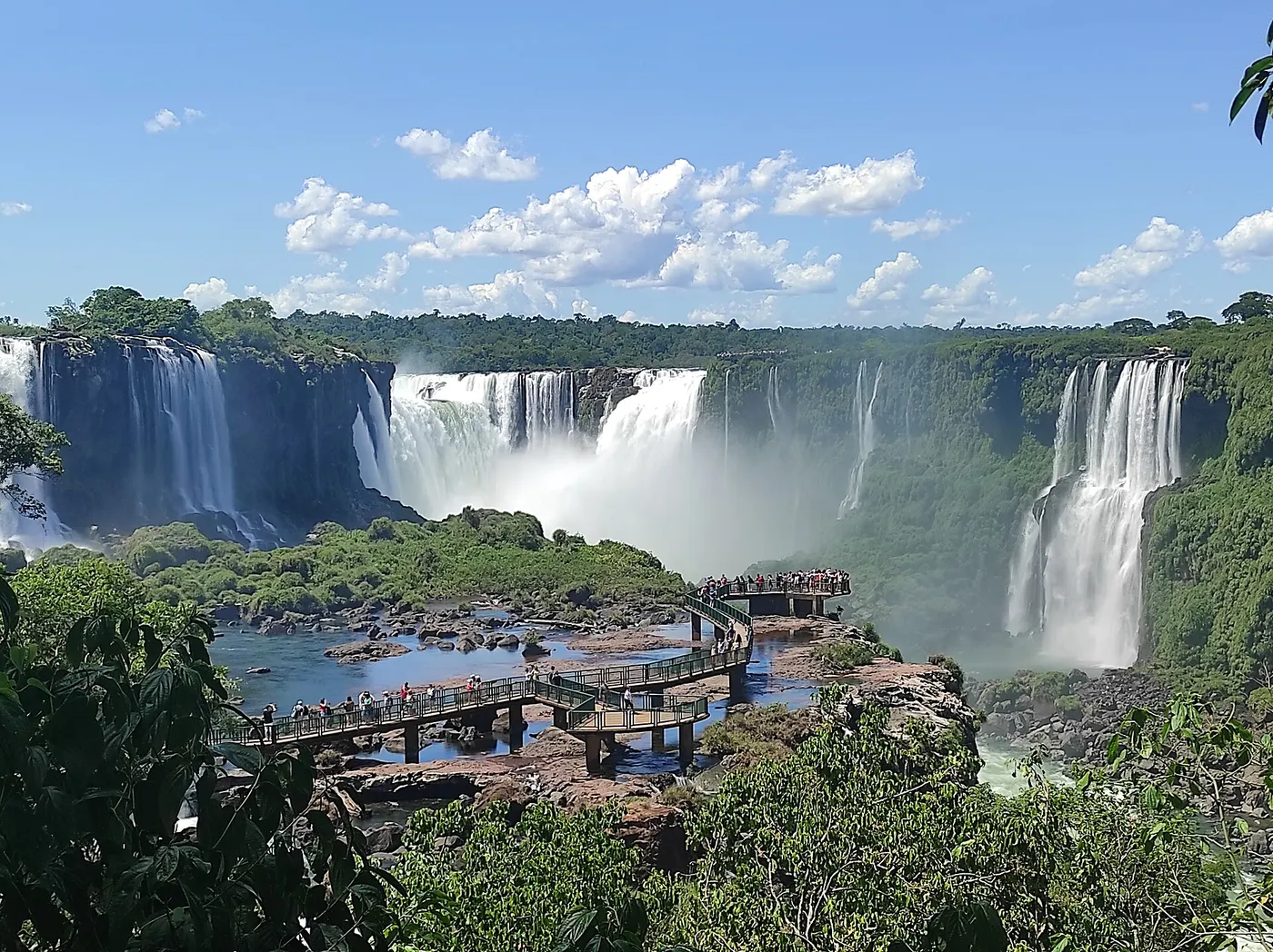 Iguaçu Falls, Brazilian side, photo 1 of 4