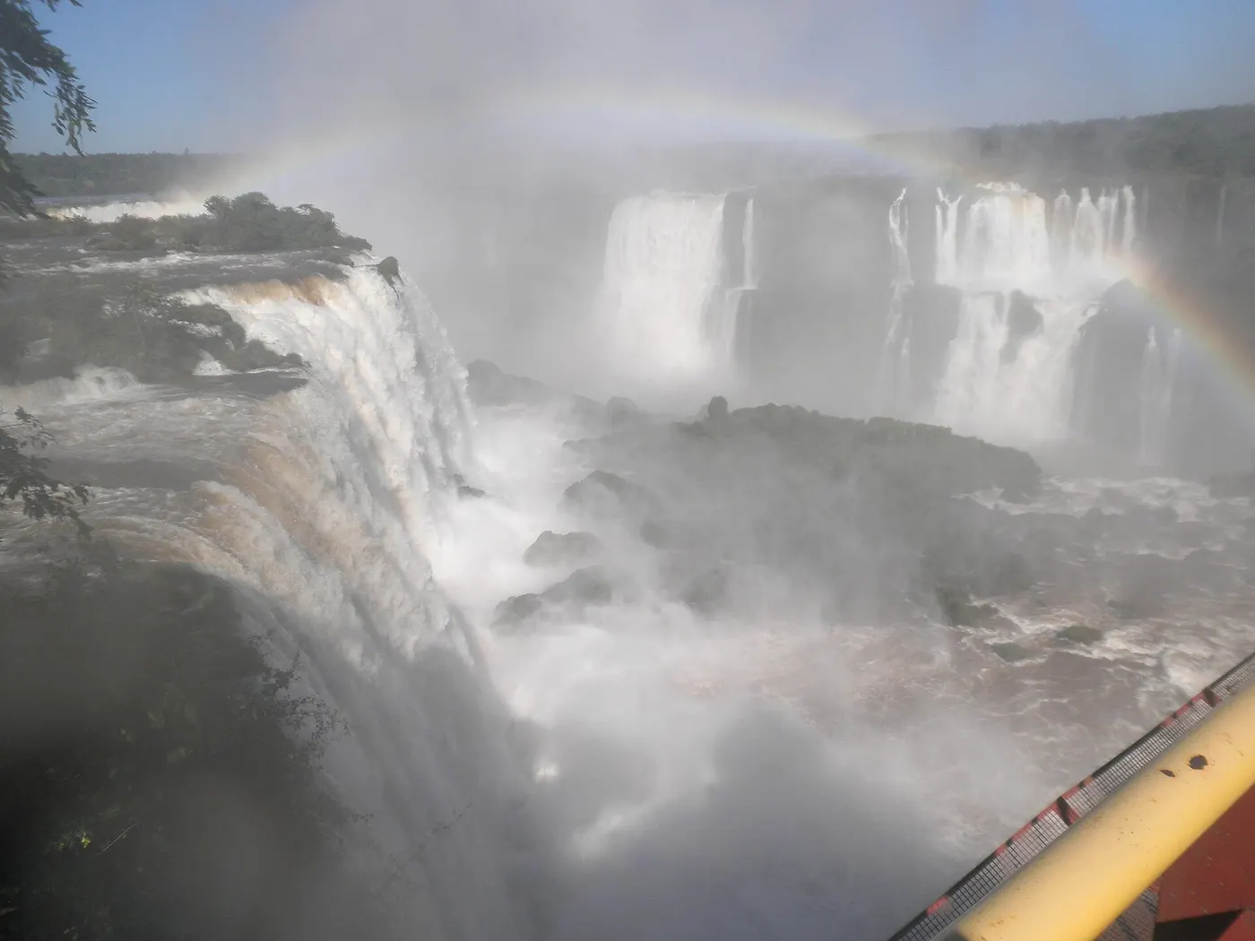 Iguaçu Falls, Brazilian side, photo 3 of 4