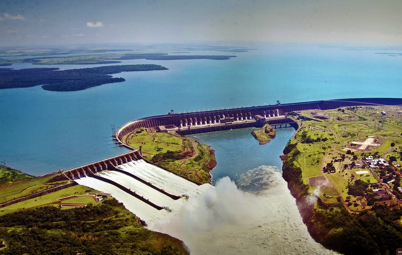 Itaipu Dam, photo 5 of 6