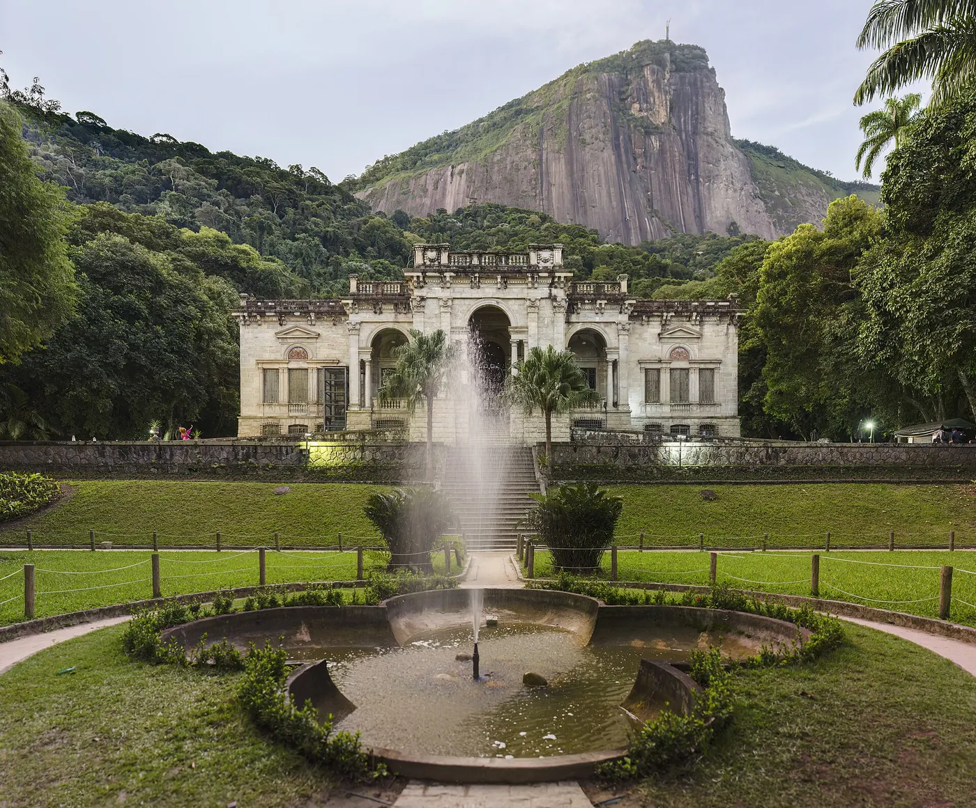 Jardim Botânico, Parque Lage, the Lagoa and Arpoador, photo 3 of 6