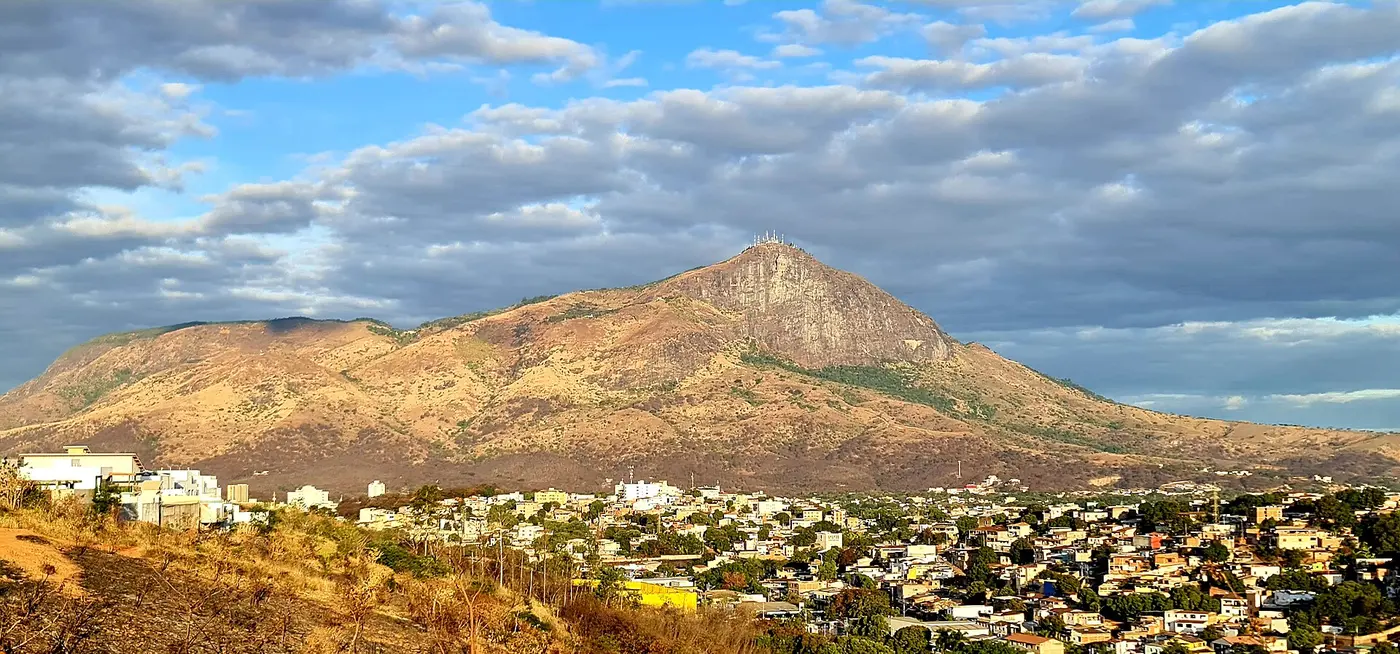 Pico da Ibituruna, Governador Valadares, photo 3 of 3